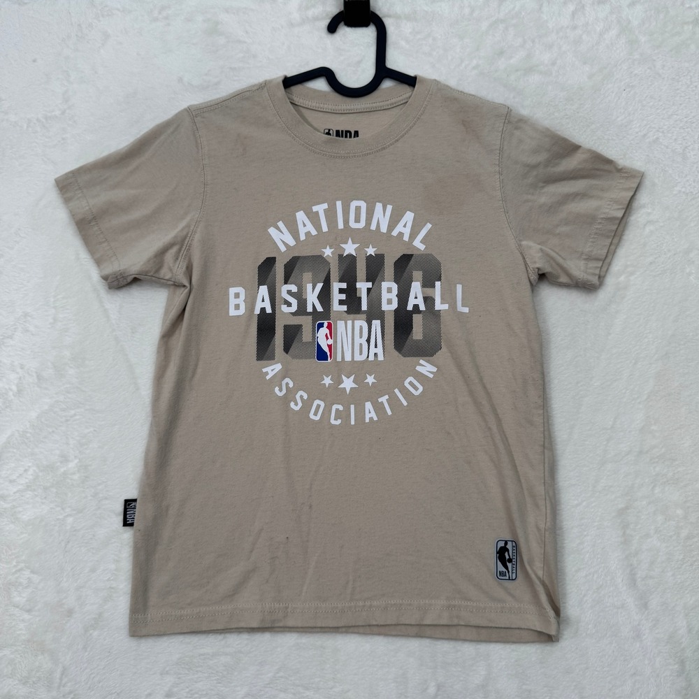 NBA T-Shirt Boys Size 8 Tan National Basketball Association 1946 Graphic Tee